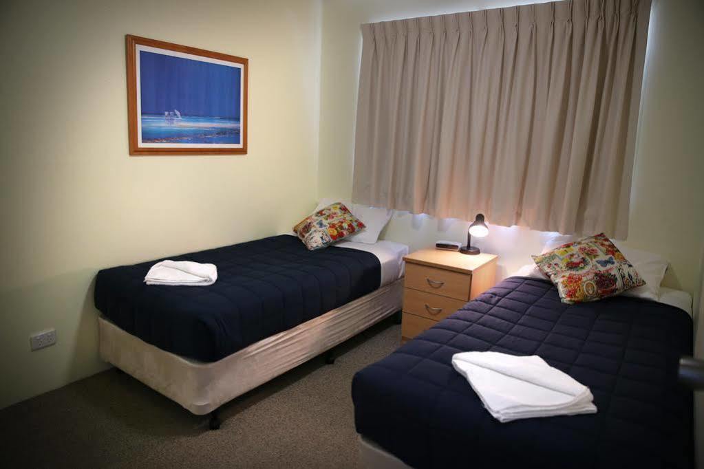 เชลเทนแฮม อพาร์ตเมนท์ Aparthotel กาเลาดรา ภายนอก รูปภาพ